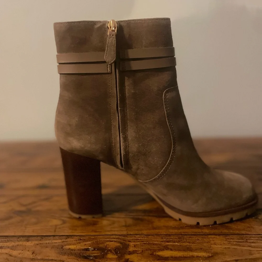 Tory burch Leigh 90mm Lug Sole Bootie - Picture 7 of 10